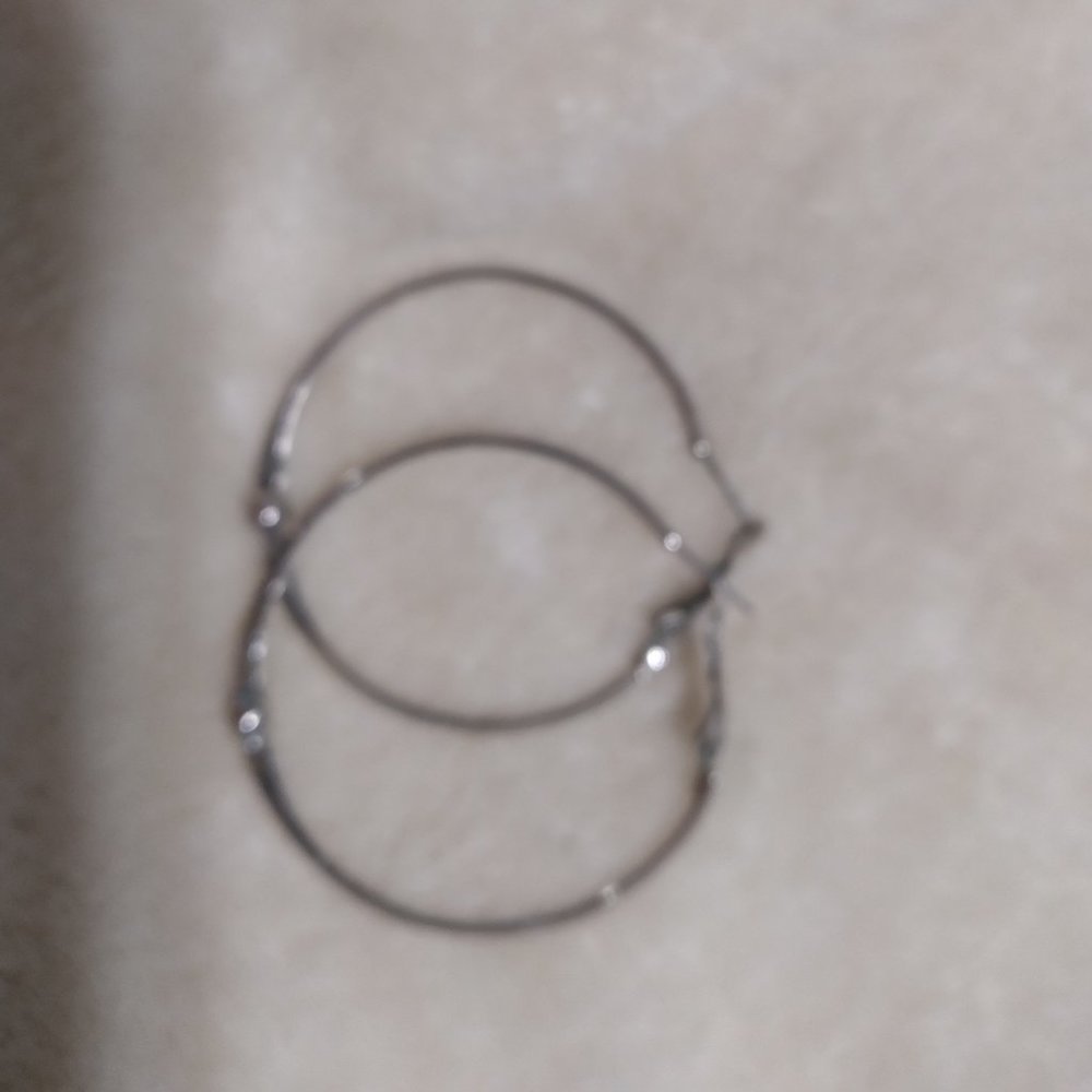 STERLING SOLVER HOOP EARRINGS